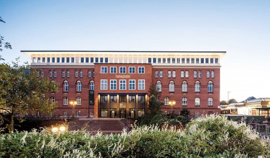 University of Applied Sciences Europe (UE)